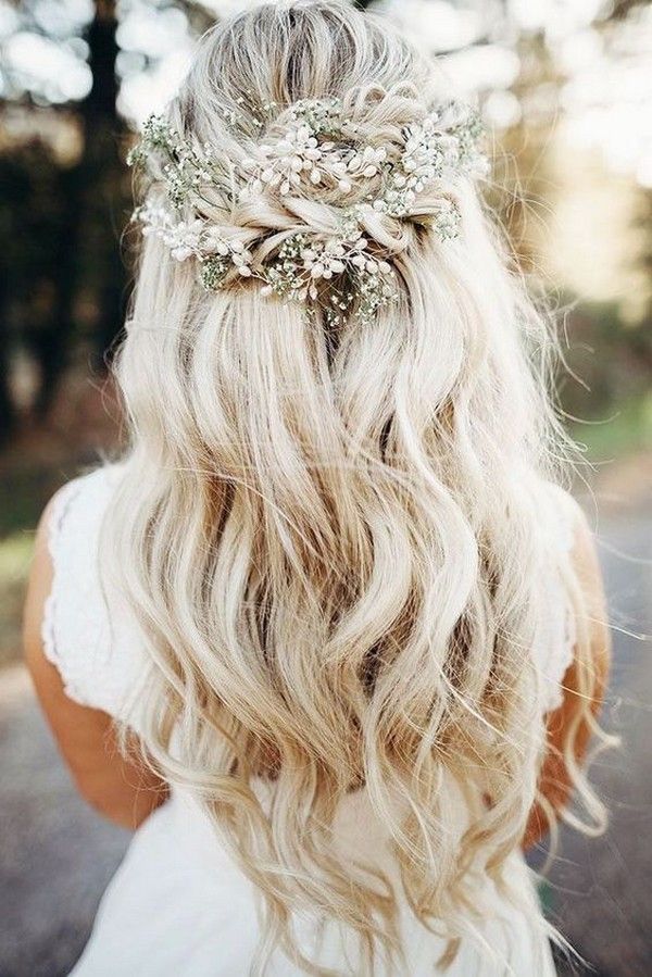 20 Attractive Marriage ceremony Hairstyles with Flowers for Fall