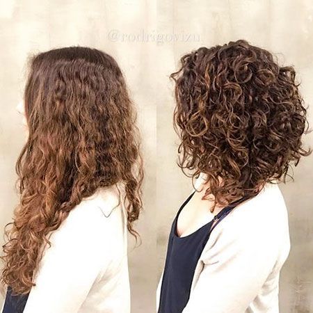 28 Haircuts for Short Curly Hair
