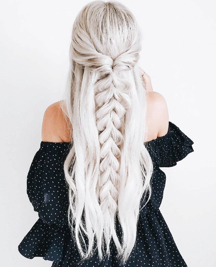 50 unforgettable Ash Blonde hairstyles to inspire you