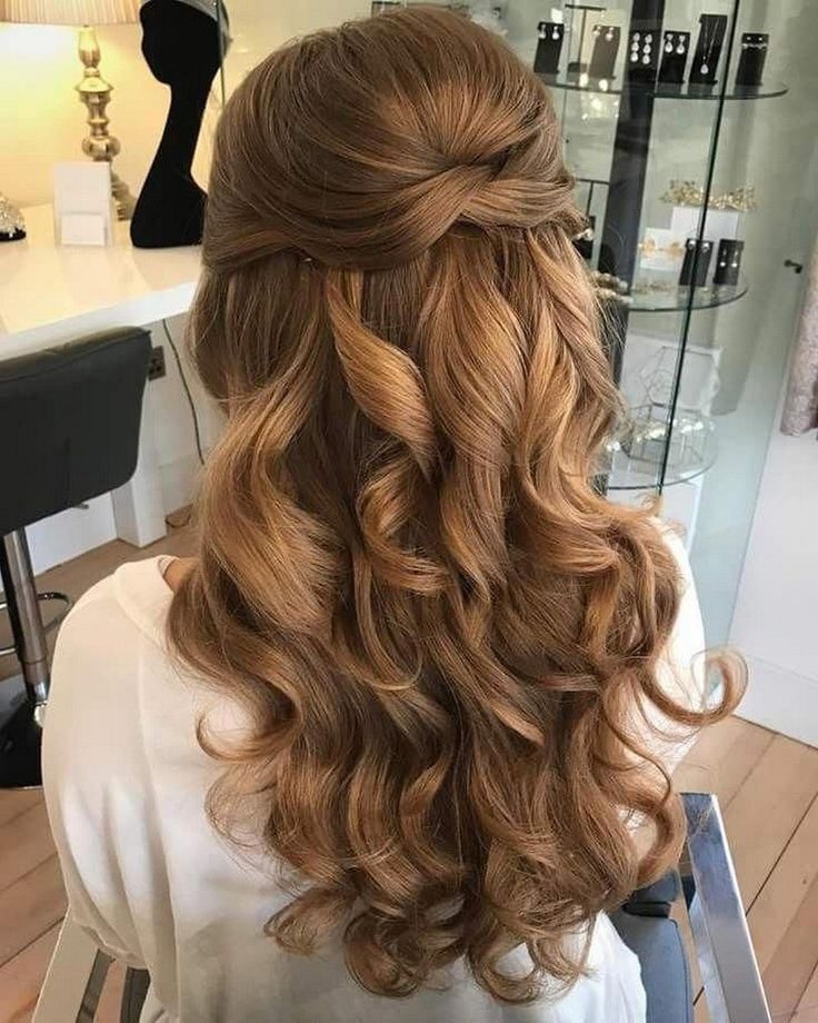 71 Dreamlike Prom Hairstyles for a Night You Need to Try #promhairstyles #nightout