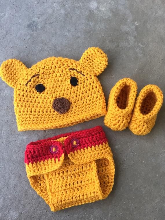 Artículos similares a Winnie el Pooh oso inspirada foto apoyo conjunto, Crochet…
