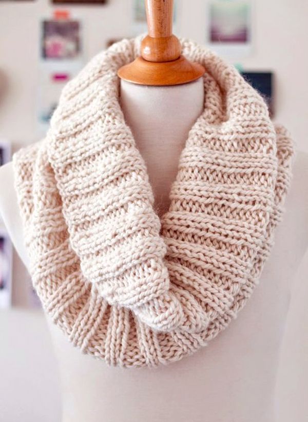 Cozy Ribbed Scarf - Free Pattern