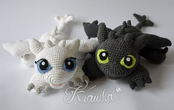 Crochet a Toothless and His Girlfriend Light Fury – These Are The Best Dragon Amigurumi Patterns Ever!