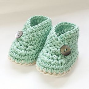 Crochet pattern baby booties shoes unisex boys or girls kimono style baby shoes boots crochet pattern