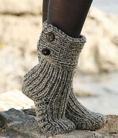 Einzigartige Ideen, gestrickte Slipper-Stiefel zu tragen #knittinginspiration Ei...