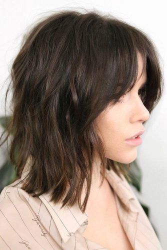 Flattering Short Haircuts For Round Faces