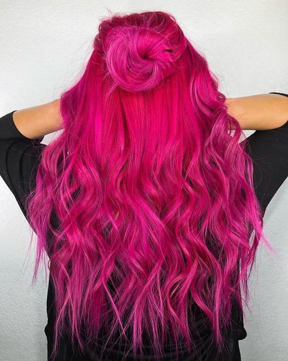 Haarfarbe Mode, rosa Haarfarbe Trends 2019 frisurentrends  frisurenwelt  2019