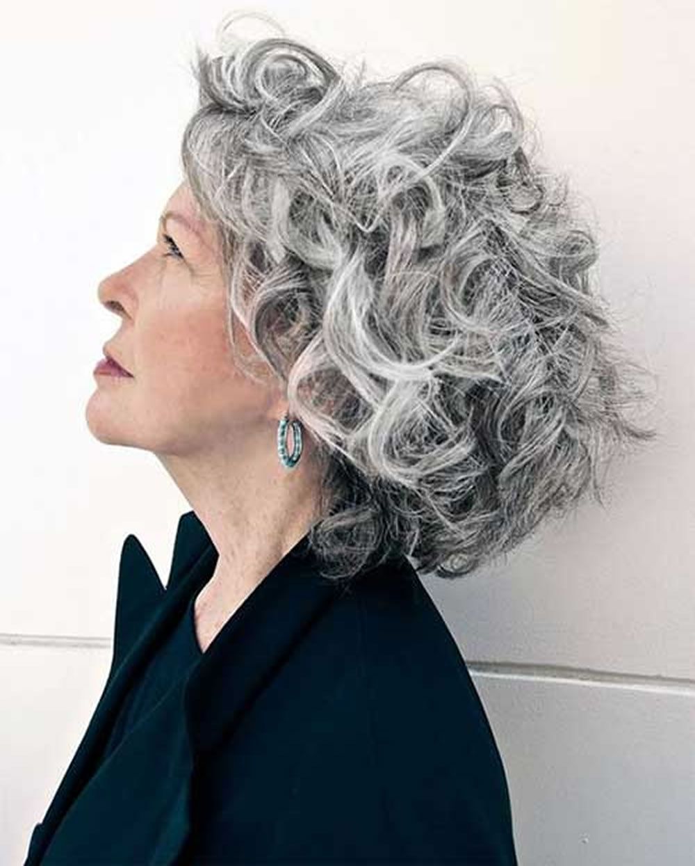 Kurze graue Frisuren für ältere Frauen über 50 – Graue Haarfarben 2018