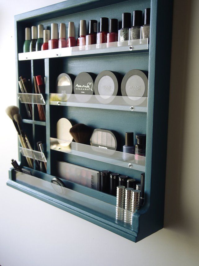Make up organizer. nail polish storage. Make up box. TURQUOISE makeup storage. Nail polish display. Wall mounted wooden display. Maquillage