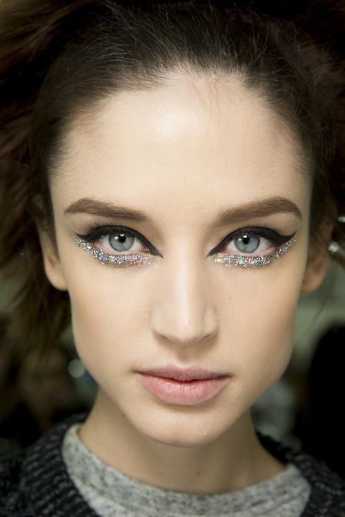 Mega schönes Augenmakeup schminken | Eyeliner und Glitzer Make up | Glitter eye...