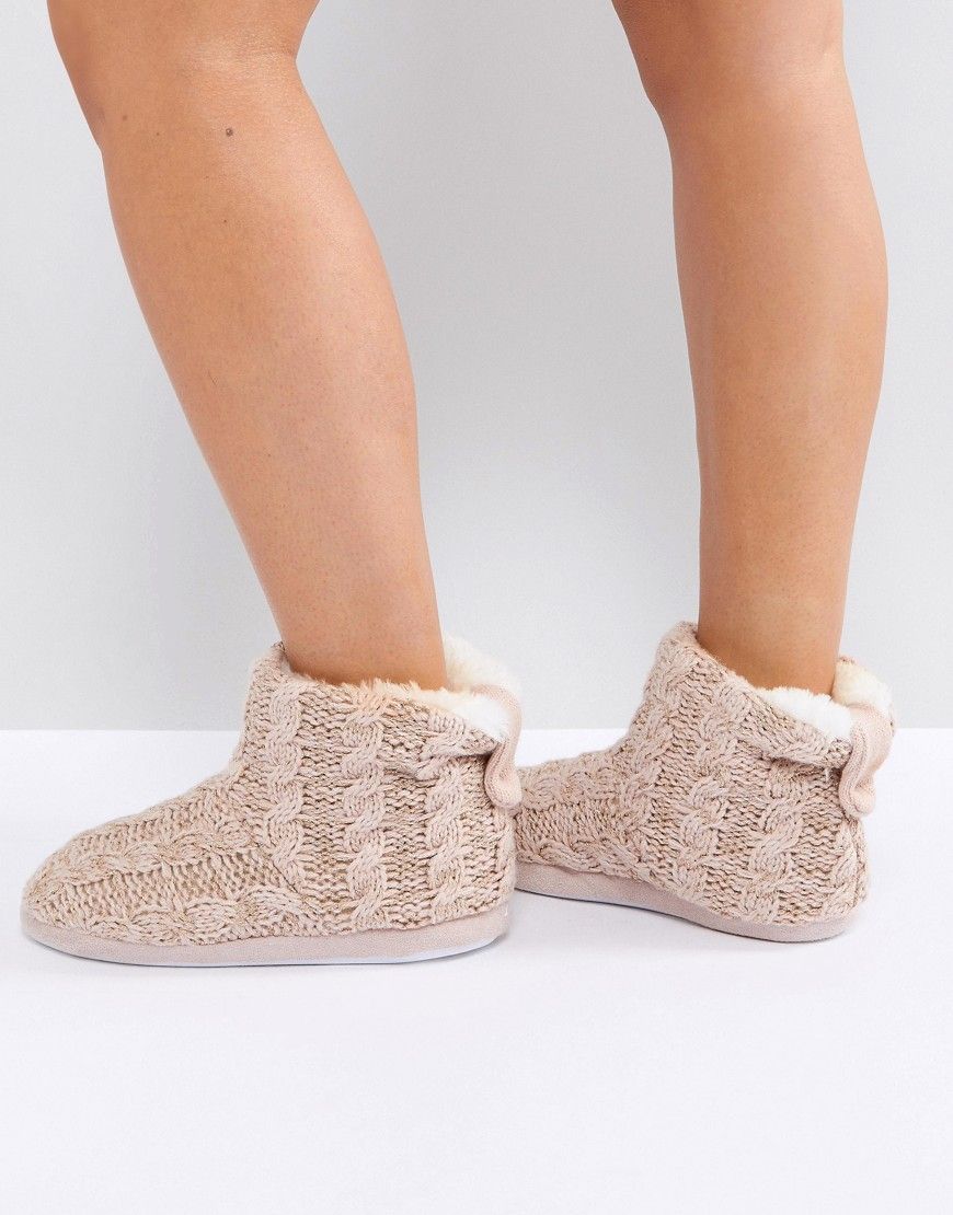 NEW LOOK KNITTED SLIPPER BOOT WITH POM – PINK. #newlook #shoes #