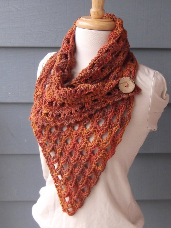 PATTERN C-003 / Crochet Pattern / Izzy Cowl ... worsted 200 yds