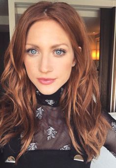Pinterest: DEBORAHPRAHA ♥️ This is the perfect red hair color for fall/winte...,  #