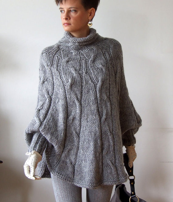 Suéter de capa trenzada poncho de punto a mano, poncho con cable de otoño, suéter de punto de vanguardia, poncho de suéter para mujer, suéter de melange gris