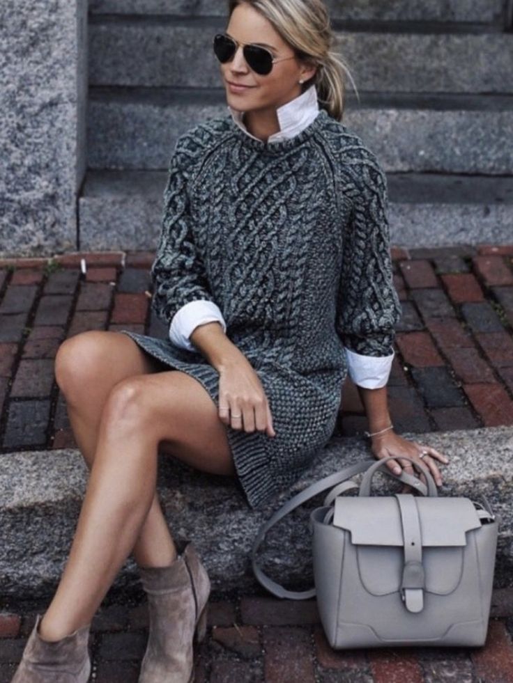 Wear a white shirt under you sweater dress and ankle boots Shirtkleider >>> #ich...
