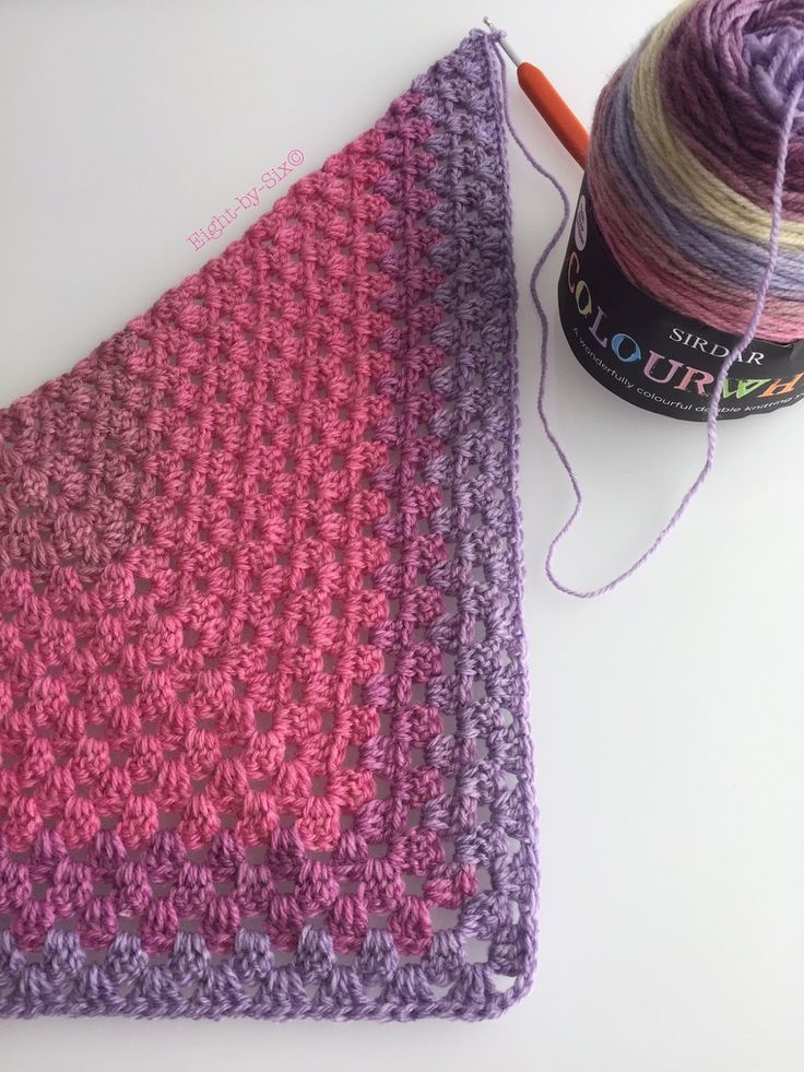 traffic jam (crochet simple granny triangle shawl)