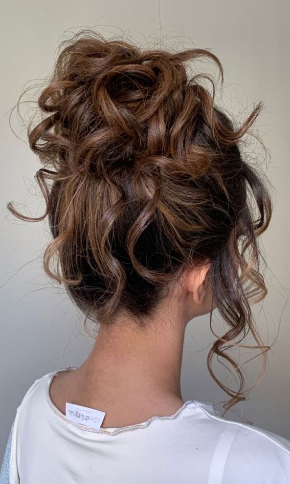 hairstyle updo