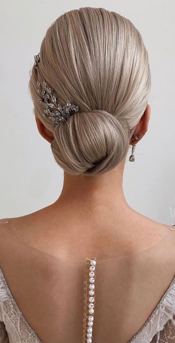 Stunning Updos for Long Hair That Will Elevate Your Look