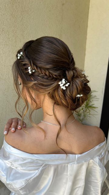 Stunning Wedding Hairstyles for Long Hair: The Perfect Look for Your Big Day
