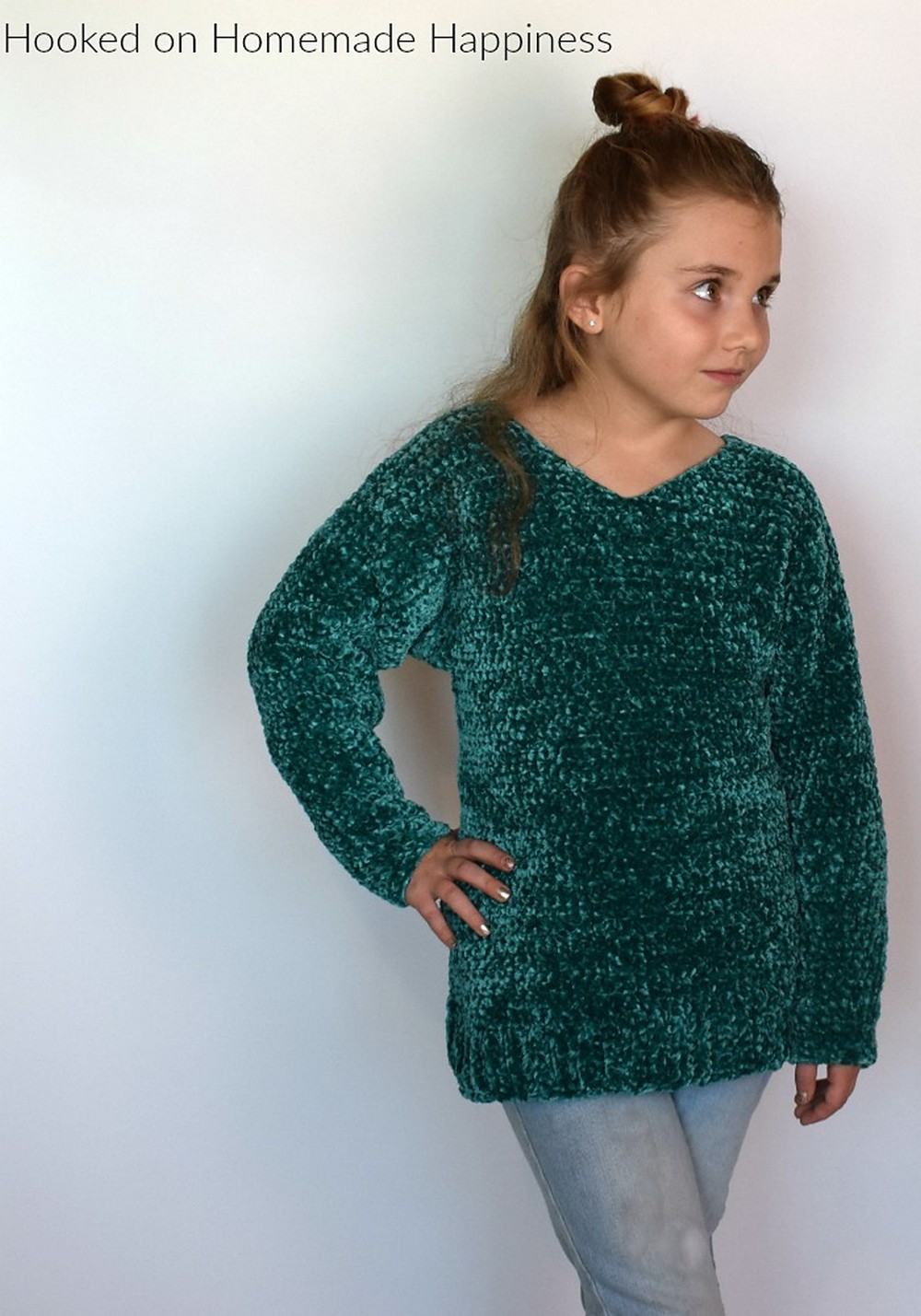 Crochet velvet sweater pattern for children