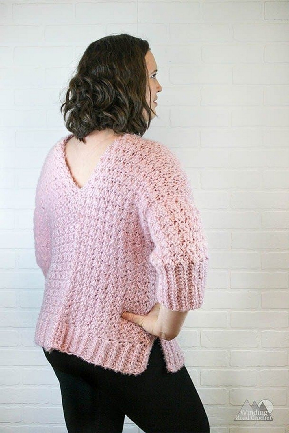 Free crochet pattern for a heart-shaped sweater