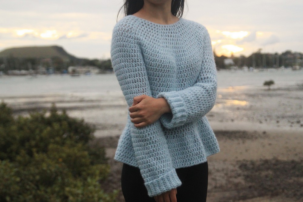 Crochet pattern for a Julia sweater with a peplum