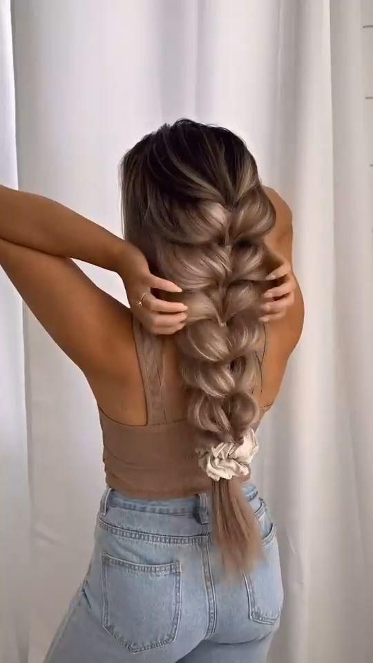Effortless Hairstyles for Long Hair That Anyone Can Master
