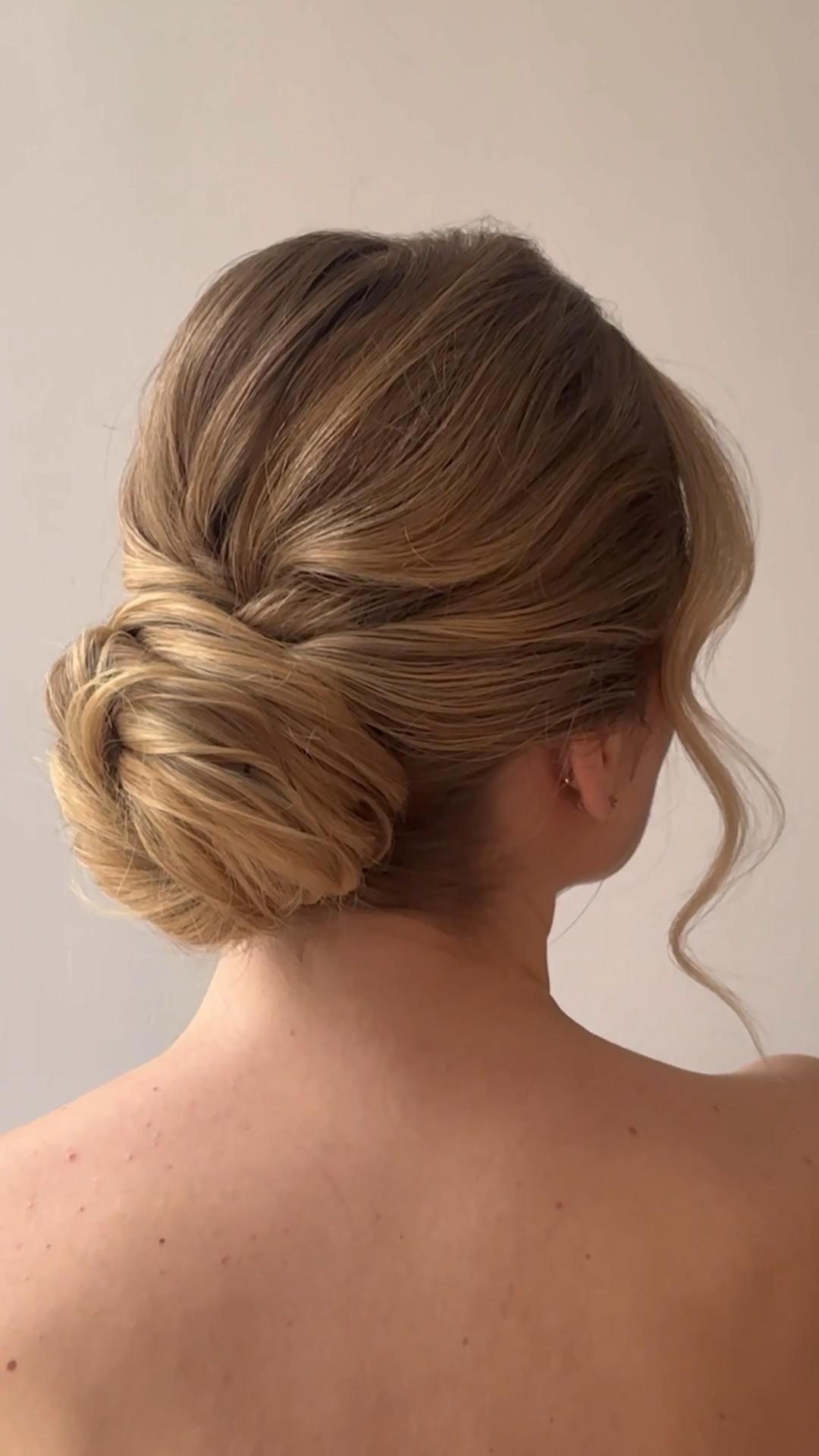 Stunning Updos for Medium Length Hair to Elevate Your Look