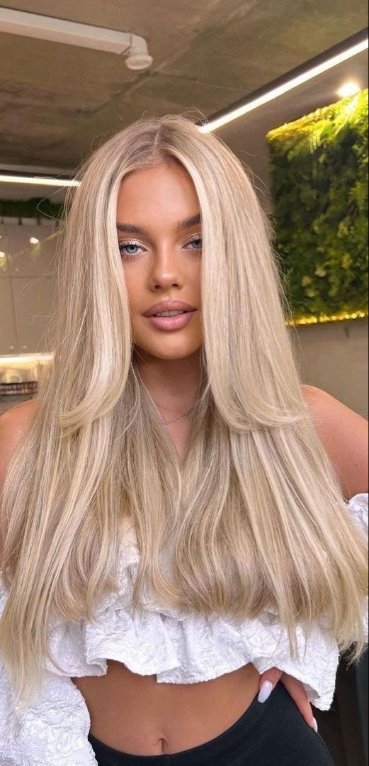 Exploring the Spectrum of Blonde Hair Shades: From Platinum to Honey