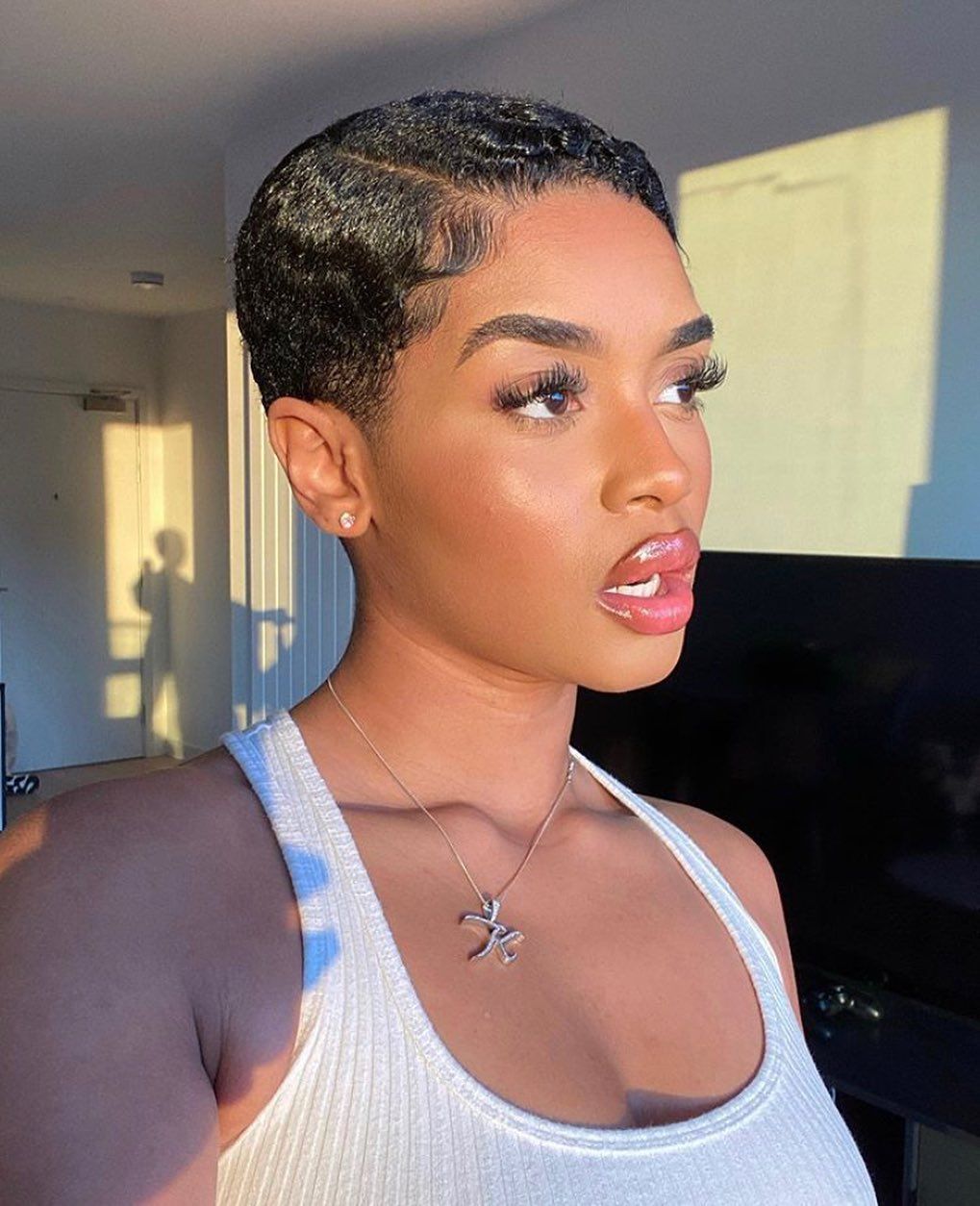 Stylish Short Haircuts for Black Women to Rock in 2024