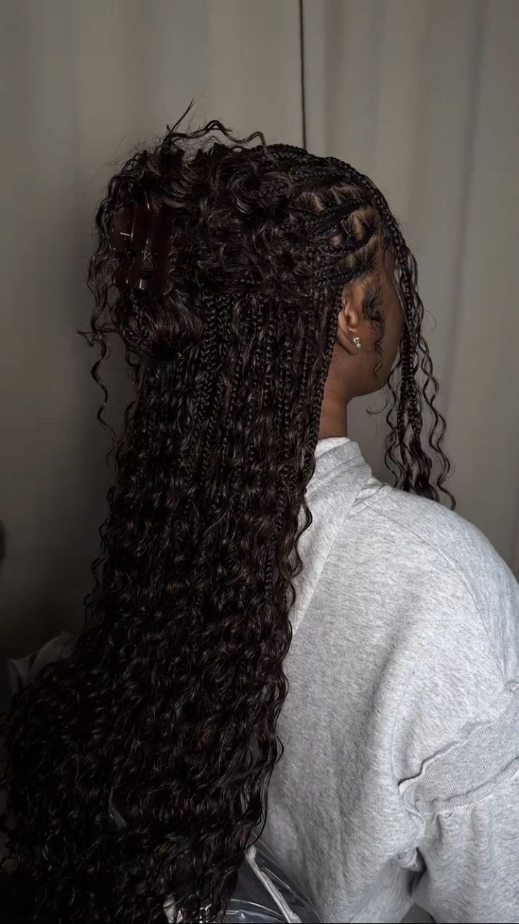 Braiding the Way: A Guide to Stunning Hairstyles with Braids