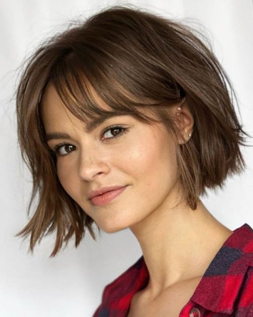 Chic and Trendy: The Best Short Hairstyles with Bangs for a Stylish Look