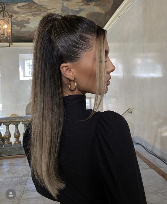 Effortless Elegance: Simple and Stunning Hairstyles for Long Hair