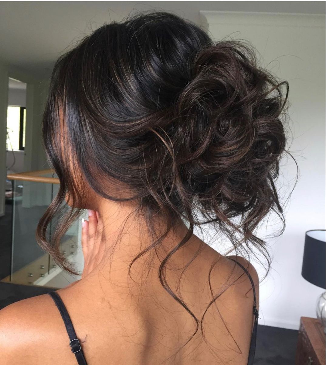 Elegant and Sophisticated: Formal Hairstyles for Long Hair