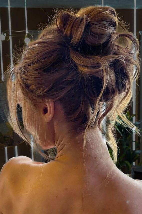 hairstyle updo