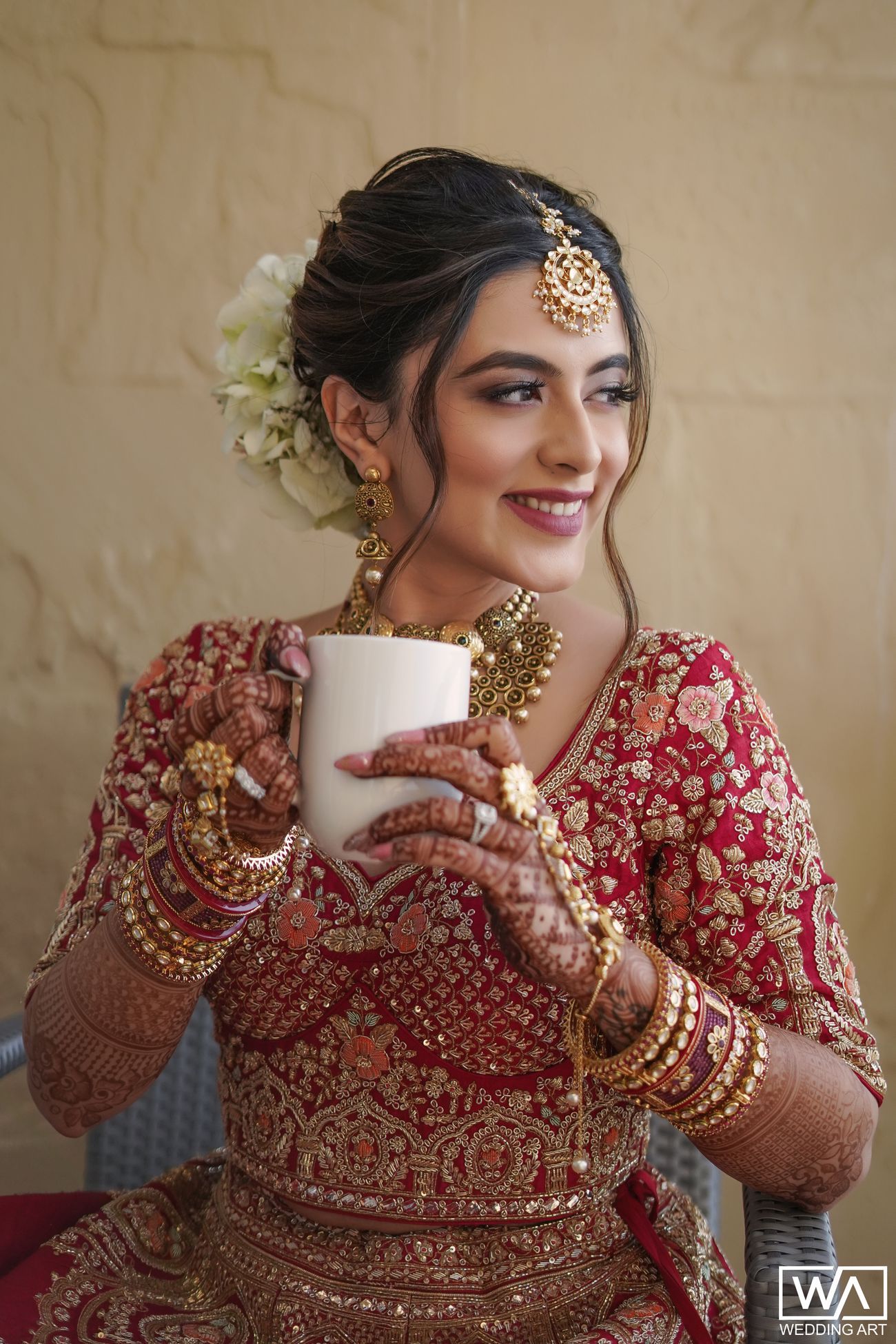 Stunning Bridal Hairstyles for Indian Weddings: Traditional Elegance and Modern Glamour