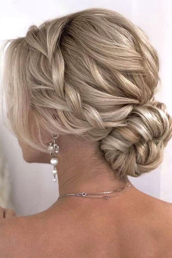 Stunning Hairstyle Ideas for Prom: Elevate Your Look for the Big Night