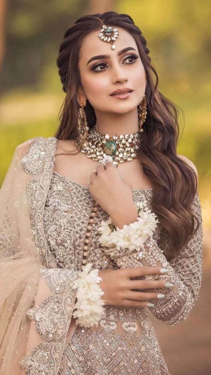 The Ultimate Guide to Bridal Hairstyles for Indian Weddings