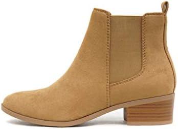 Explore Stylish Women’s Boots: Comfort Meets Chic Design