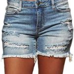 Discover trendy women’s shorts for every occasion!