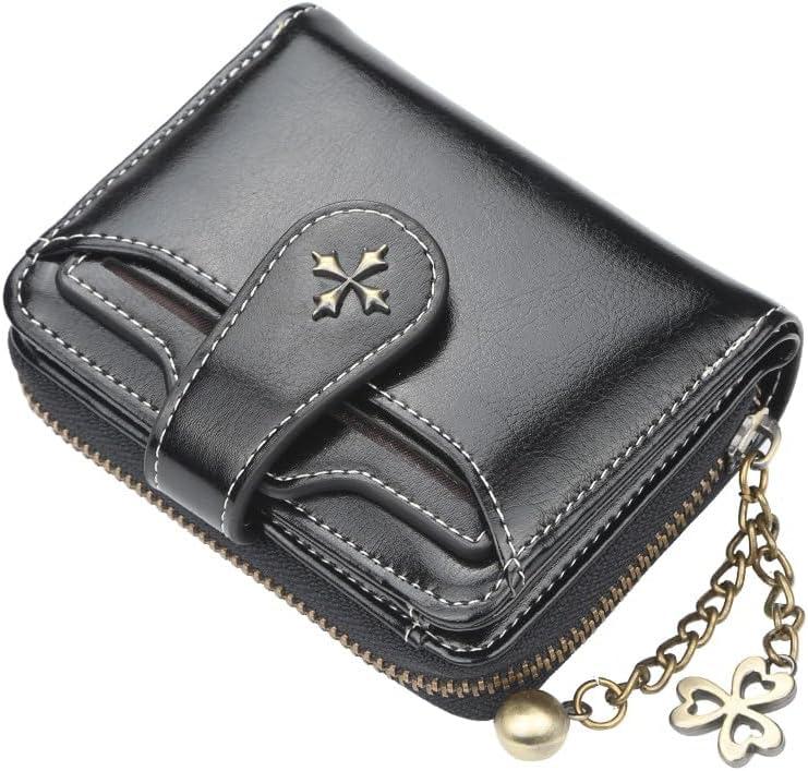 Explore Trendy Bags: Stylish Clutches, Backpacks & More!