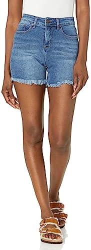 Trendy Women's Denim Shorts​ for Summer Style and Comfort