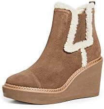 Explore ⁢Stylish Women's Boot Collection on Amazon Today!