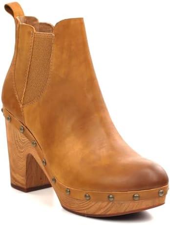 Explore Trendy Women's Boots for Every Occasion Online