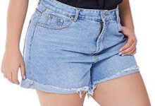 Explore Our Stylish Women’s Denim Shorts Collection!