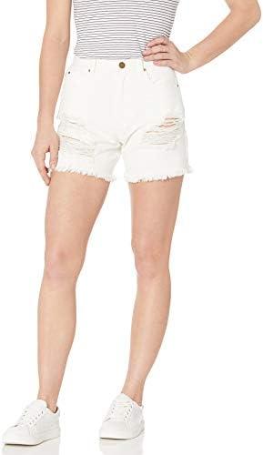 Discover Trendy Women's Shorts for Every Summer Occasion!