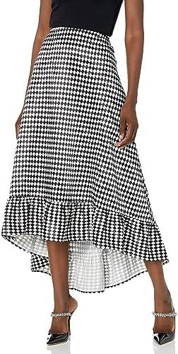 Explore Chic Women's Skirts for Every Occasion ​on Amazon!