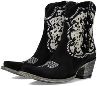 Explore Our Trendy Women's Boots Collection Now!