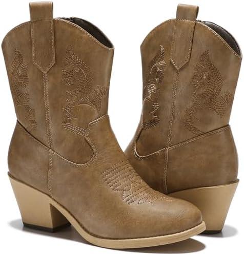 Explore Enchanting Women's Boots for Every Occasion!