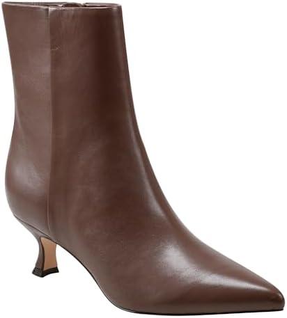 

<ol>
<li>Minnetonka⁢ Women's Everett Snow Boot – $55.00  </li>
</ol>
<p>   ⁢!<a href=